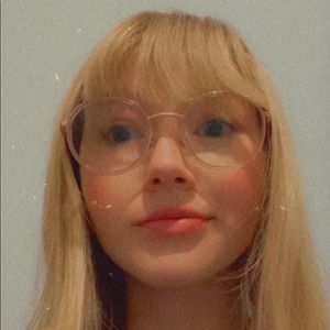 Meet your Posher, Gabriela